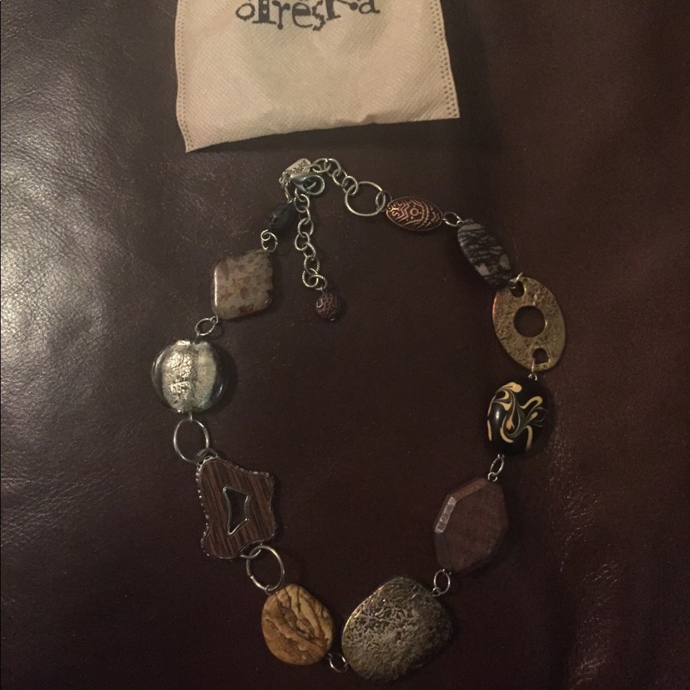 Statement necklace